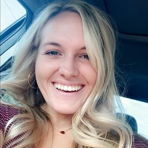 Meet your Posher, Kacey